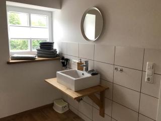 Moderne Ferienwohnung auf Gut Bennewohld WL - Heide - 1