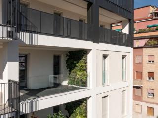 Navigli cozy design studio with balcony - Milan - 1
