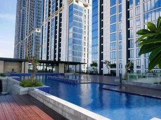 Pollux Habibie Apartment - 1617 Free Wifi & Netflix, Pool & City View - Bagam - 2