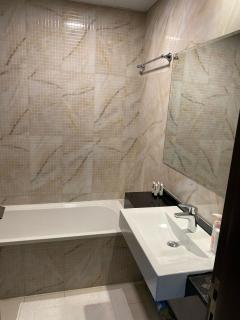 AMS Vacation Homes - Two Bedroom Apartment - Gala Garden Building Arjan Dubai - 5