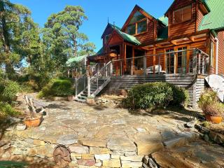 Snug Sanctuary - A gem in the forest 20 min to CBD - Snug - 0