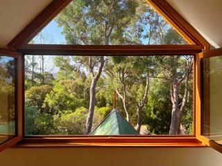 Snug Sanctuary - A gem in the forest 20 min to CBD - Snug - 4