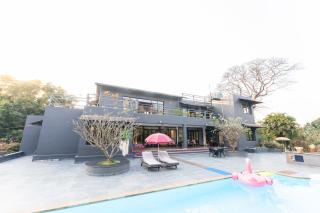 ELIVAAS El Parque 5 BHK Villa with Pvt Pool, Verandah & Ent Lounge - - 8