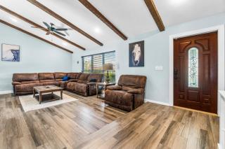 Bright and Comfy 5 Star Location with a Heated Pool - 4