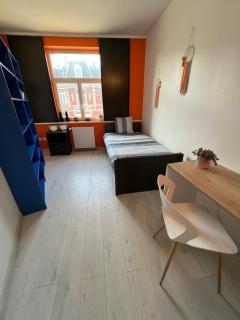 maison stef 4 chambres 2 salles de bain 8 personnes - Valenciennes - 2