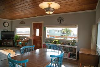 Views of Ocean and Iconic Morro Rock, Beach Cottage - Morro Bay - 9
