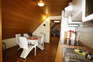 Ferienhaus Strandlatscher FeWo 03 mit Balkon und Meerblick - Wiek auf Rügen - 3
