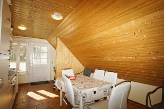 Ferienhaus Strandlatscher FeWo 03 mit Balkon und Meerblick - Wiek auf Rügen - 2