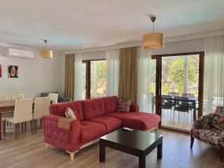 Luxury Villa with Pool in Marmaris - Marmaris - 1
