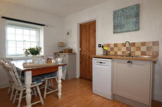 Swallow Cottage - St Austell - 2