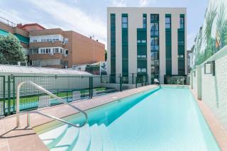 Aurora Stays by Charming - Parking gratis, Piscina - 0