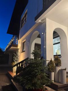 Villa Beskidzka 100 - SAUNA & BALIA z Jacuzzi Widok na góry i jezioro żywieckie - 1