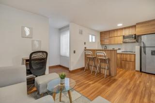 Apartamento con aire laureles201 - 1