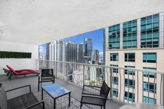 Condo Stylish and Minimalist w Highlights Amenities! - 9