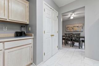 Ocean Breeze A Relaxing Coastal Getaway Near Top Attractions - Gulfport - 1