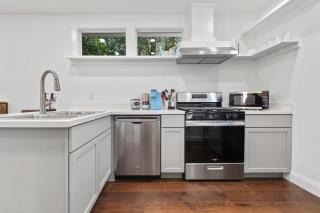 Coastal Cabana Studio - Close to beach and Mississippi City - Gulfport - 8