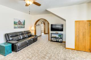Patio and Mountain Views Farmhouse in Mancos! - 4