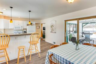 Patio and Mountain Views Farmhouse in Mancos! - Mancos - 1