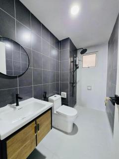 The Arc Haven Home - 5