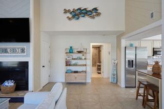 New Huge Pool Home Steps to Beach - Fort Myers Beach - 6