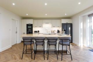 Beautiful 4-Bed Close to South Downs & Goodwood - Walberton - 5