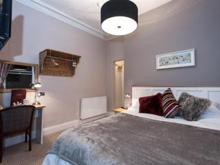 The Parkwood Hotel - 8