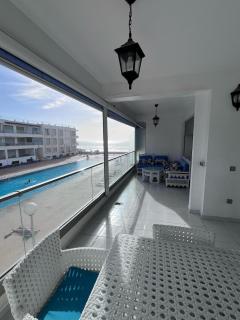 apartment sea view with pool - 0