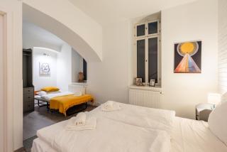 Eclectic and design duplex in Prague - Prague - 6