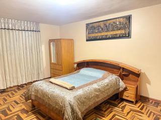 Amplio departamento con jacuzzi - Puno - 4