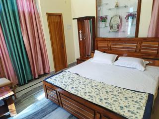 Arya Holiday Home - Ayodhya - 2