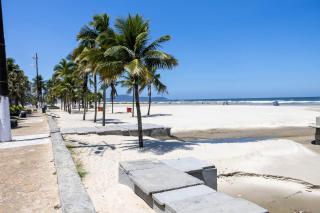Apto confortavel a 150m do mar completo com lazer - 6