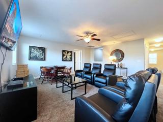 Beautiful 7Bd Family Home with Themed Game Room-9117 - 6