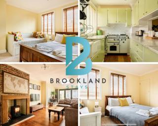 Two Bedroom House by Brookland Stays Serviced Accommodation Short Lets Brighton & Hove with Free WiFi - Brighton & Hove - 0