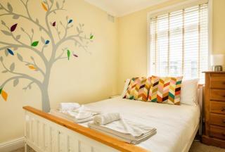 Two Bedroom House by Brookland Stays Serviced Accommodation Short Lets Brighton & Hove with Free WiFi - Brighton & Hove - 9