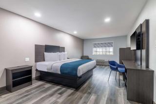Motel 6-Brenham, TX - 7