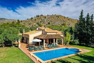 Beautiful villa for 8 people close to Pollensa by Renthousing - 1