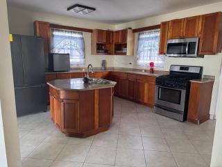 Aruba Sunrise Apartment & Home Rentals 3 BR House Noord Aruba - Palm/Eagle Beach - 1