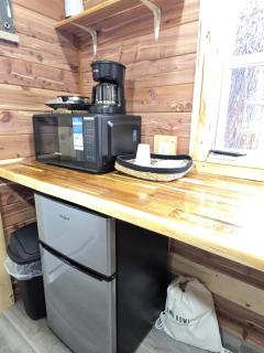 #4 - Amish Log Camping Cabin Walk to the Water cabin - - 1