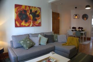 3BDR Town House in the Heart of Holyhead - Free Onsite Parking - Holyhead - 0