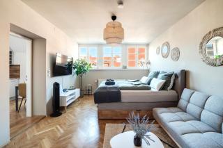 Boho Design Altstadt Studio - AC & Free Parking by HERO HOMES Graz - 1