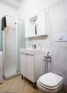 Modern Apartment with Terrace Near Centrale Station - Milan - 9