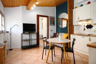 Modern Apartment with Terrace Near Centrale Station - Milan - 6