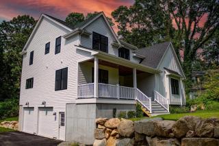 New Home in Falmouth near Beach - 9