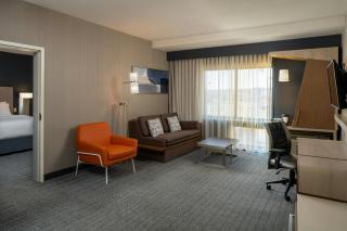 Courtyard by Marriott Jackson Airport/Pearl - 5