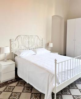 Best Stay-Theatre Suite Apartment - Bari - 4