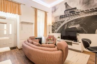 Bródy Holiday-Calm and Comfort with two double bed - Budapest - 0