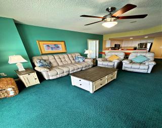 Vacation in Comfort and luxury - 2BR Direct Oceanfront - Wyndham Ocean Walk Resort 2321 - Daytona Beach - 5