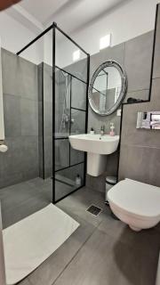 RIS Studio premium lux jacuzzi - Bucharest - 3