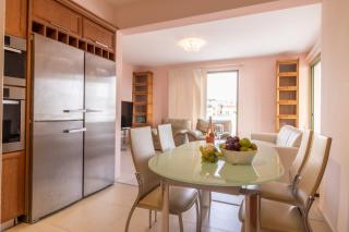 Apartment Fotini - Modern 2BR Stay with Pool & Balcony near the Beach - 0