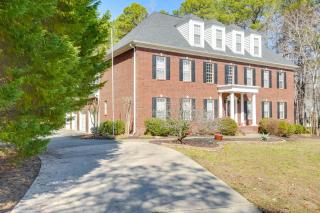 Hike, Golf and Boat Wake Forest Home with Yard - Wake Forest - 8